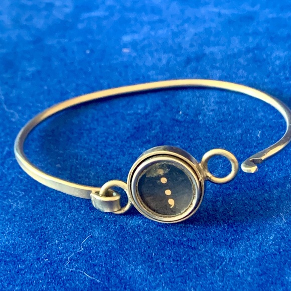 Colon and semi colon typewriter key bracelet - Picture 2 of 3